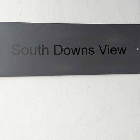 شقة South Downs View-Private Parking برايتون المظهر الخارجي الصورة